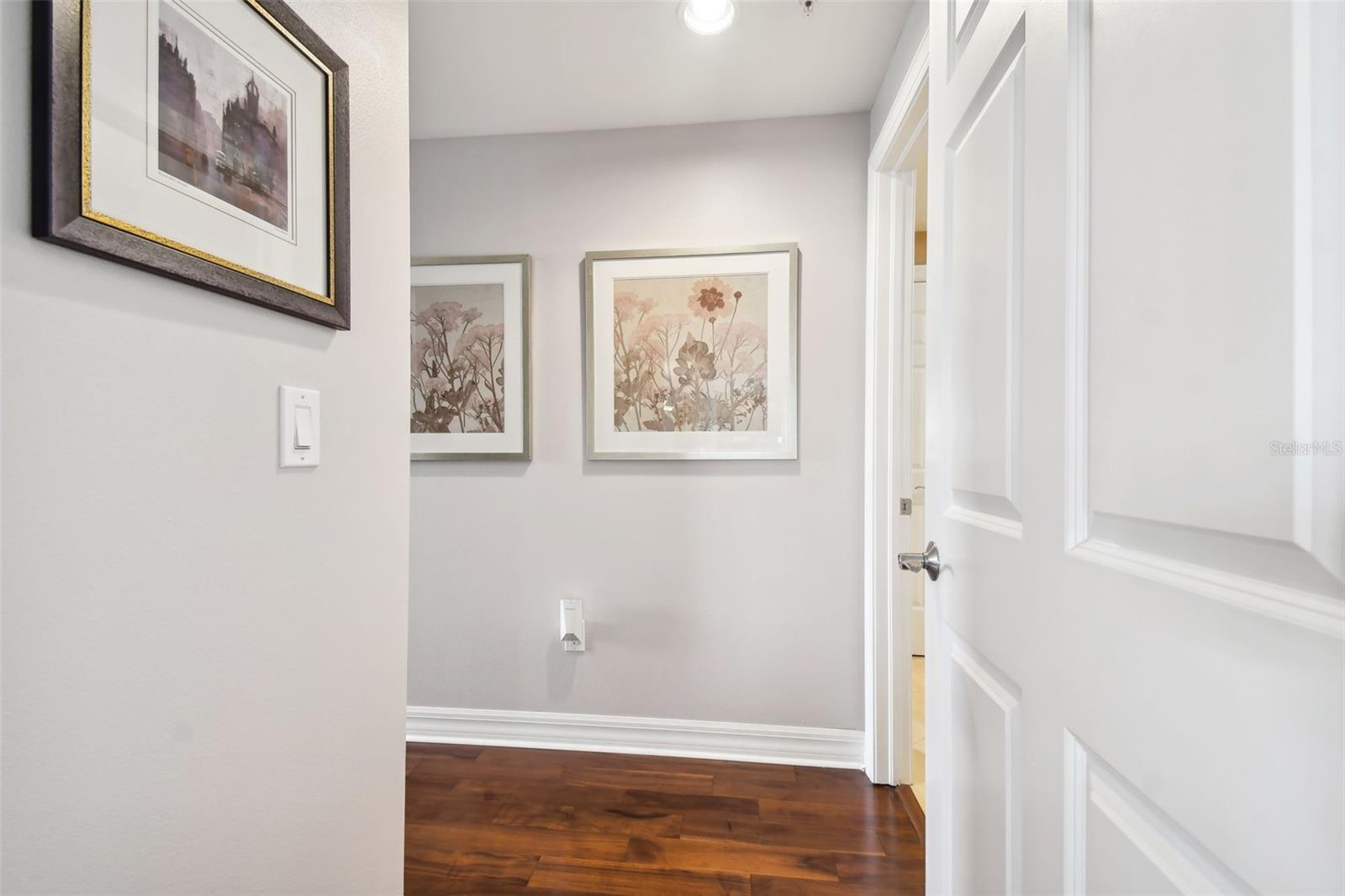 SERENO CONDO - Residential