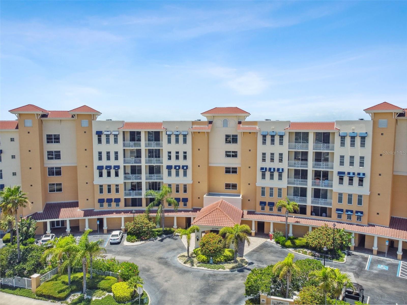 SERENO CONDO - Residential