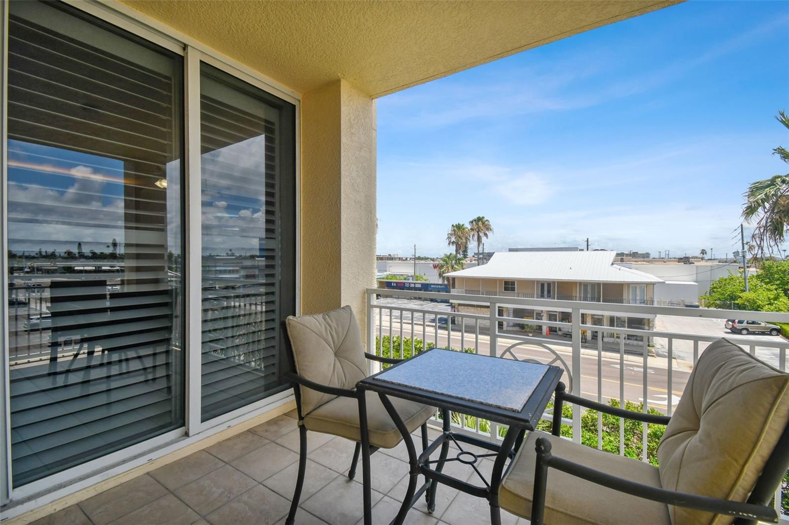 SERENO CONDO - Residential