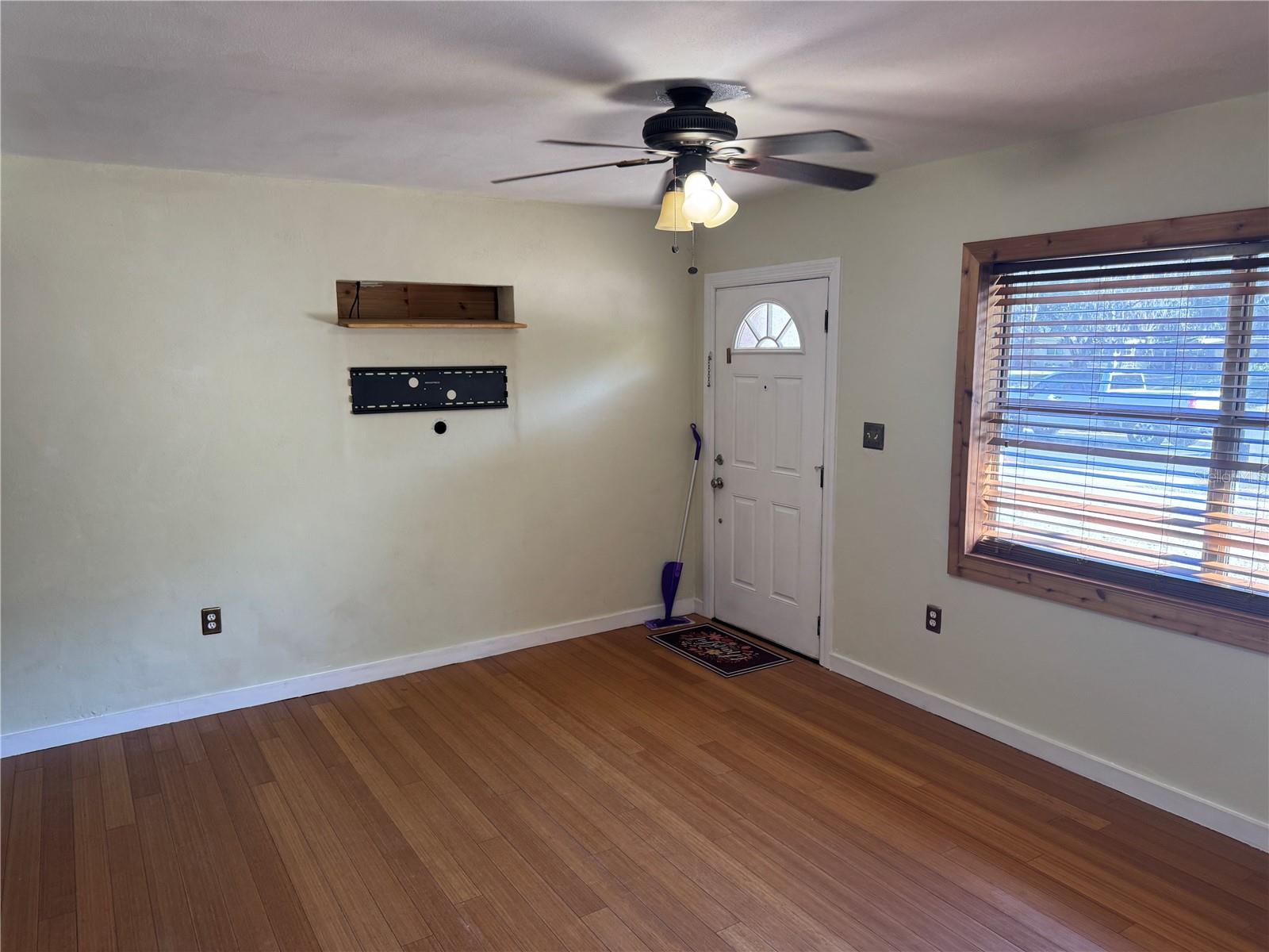 BEL-AIR SANFORD - Residential Lease