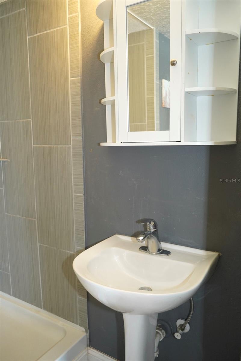 PINES WEST - Residential