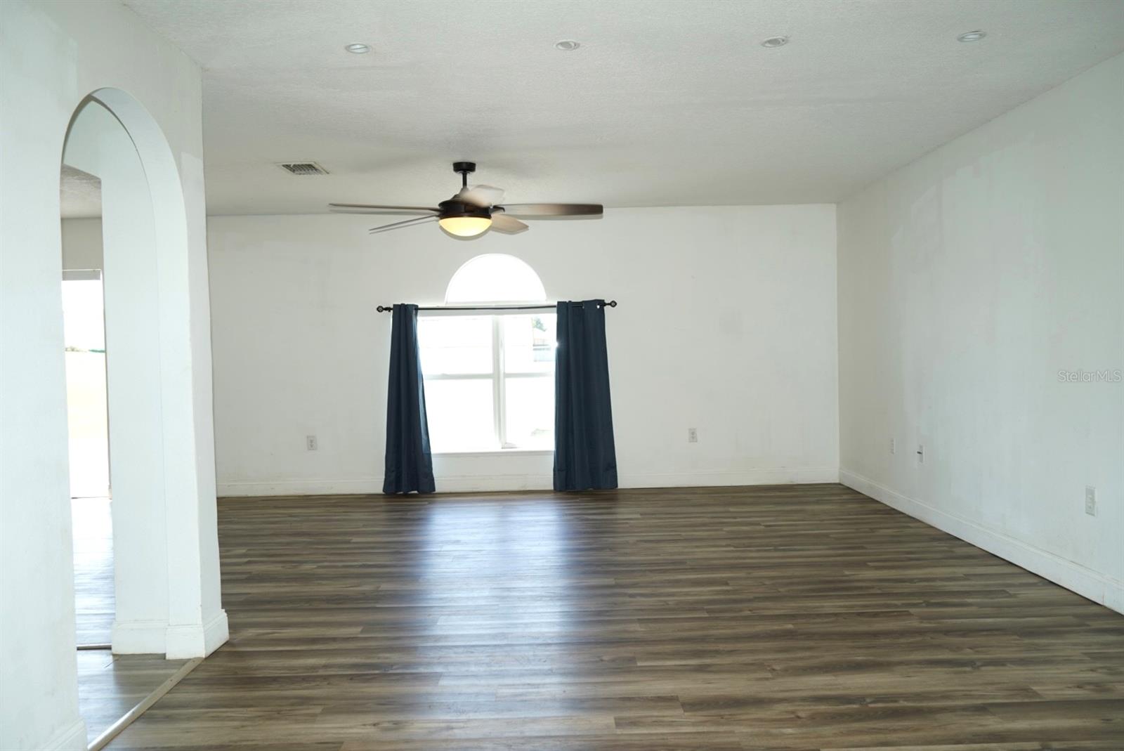 PINES WEST - Residential