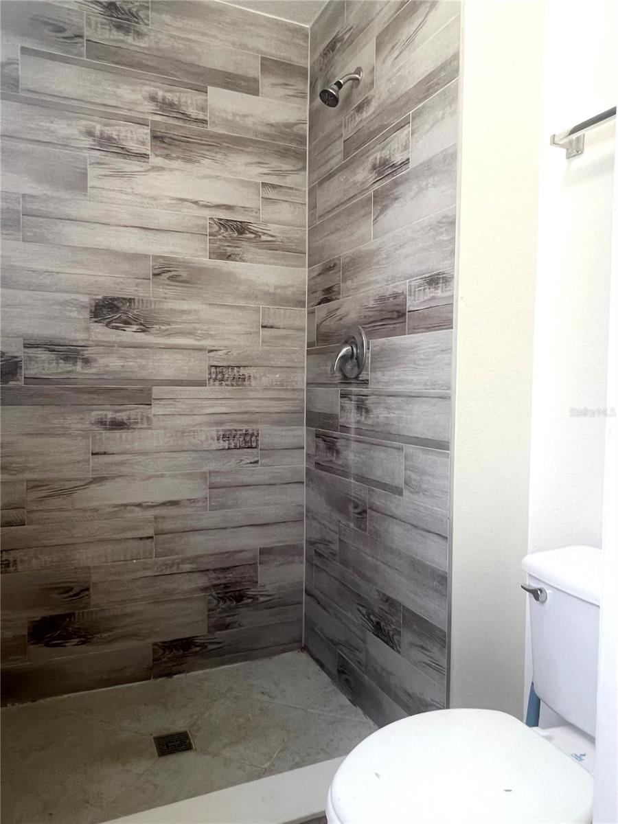 PINES WEST - Residential