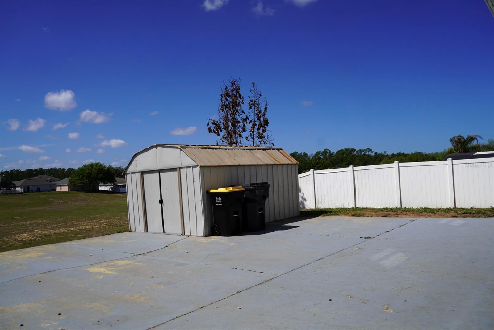 PINES WEST - Residential