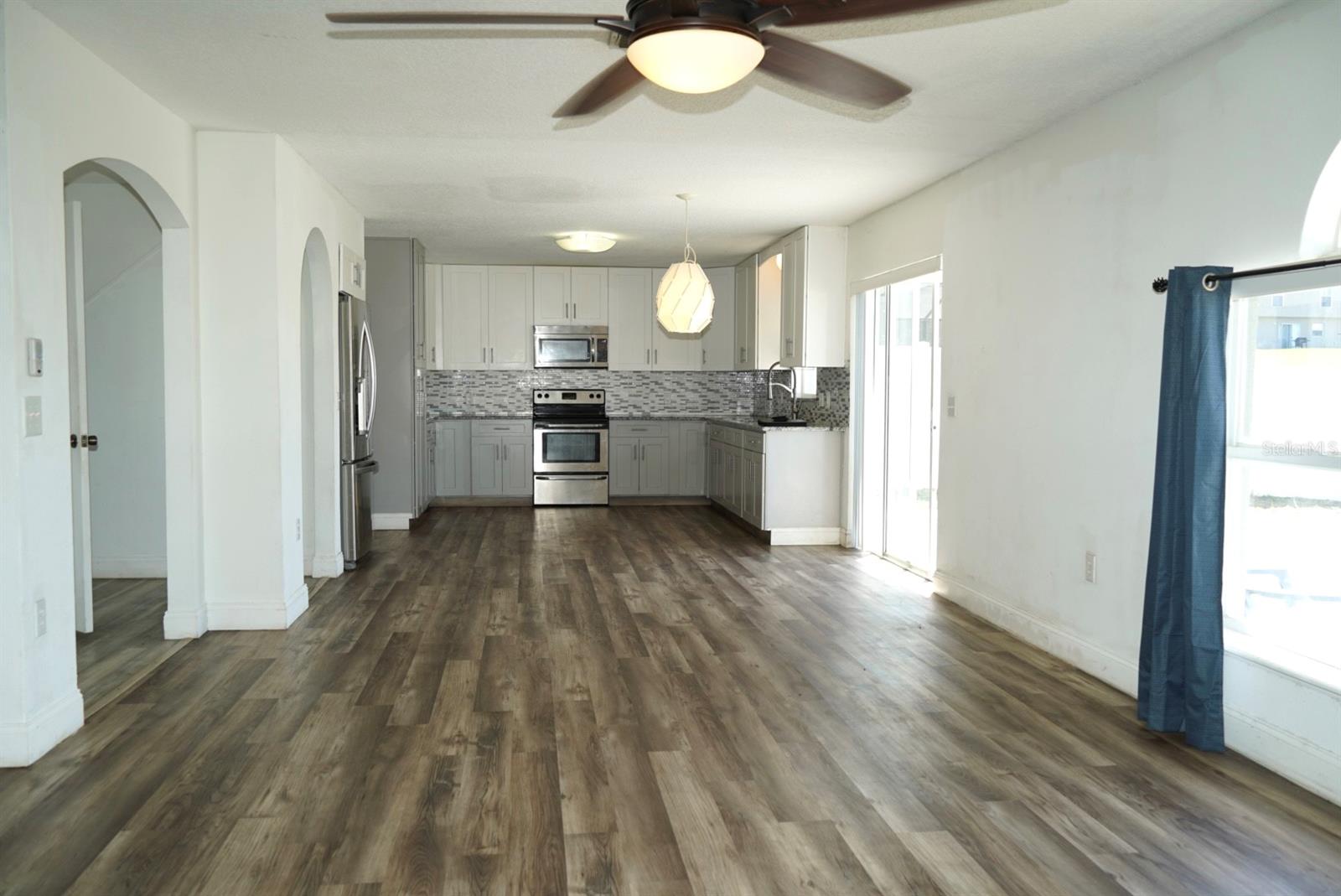 PINES WEST - Residential