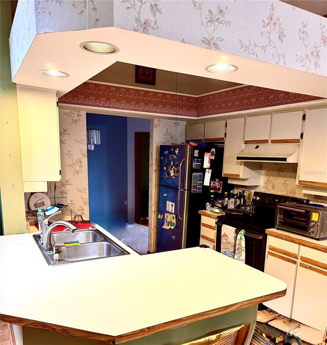 372 WISTERIA COURT