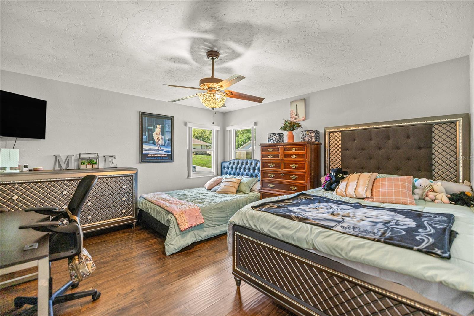 BEVERLY HILLS UNIT 07 - Residential