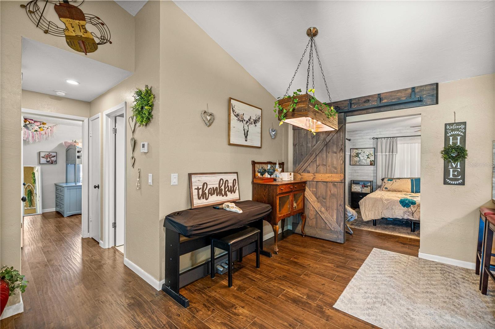 3171 N BRACKENFERN POINT