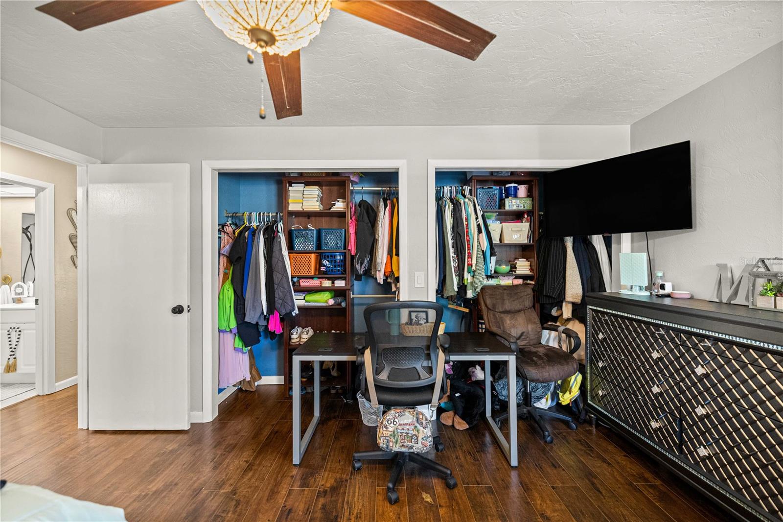 BEVERLY HILLS UNIT 07 - Residential