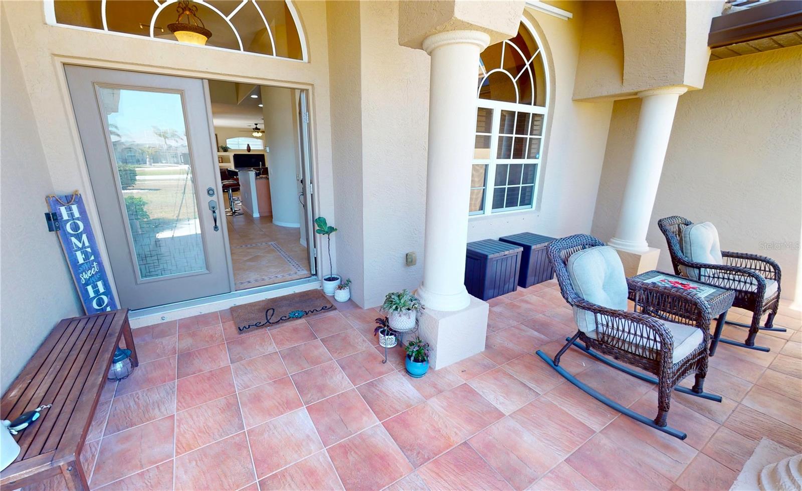 569 ROYAL POINCIANA