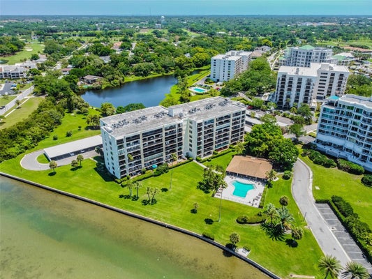 100 OAKMONT LN APT 106, BELLEAIR, FL 33756 - Image 2c4dd0da29ff2348cfde04756ee45b54/4159136497