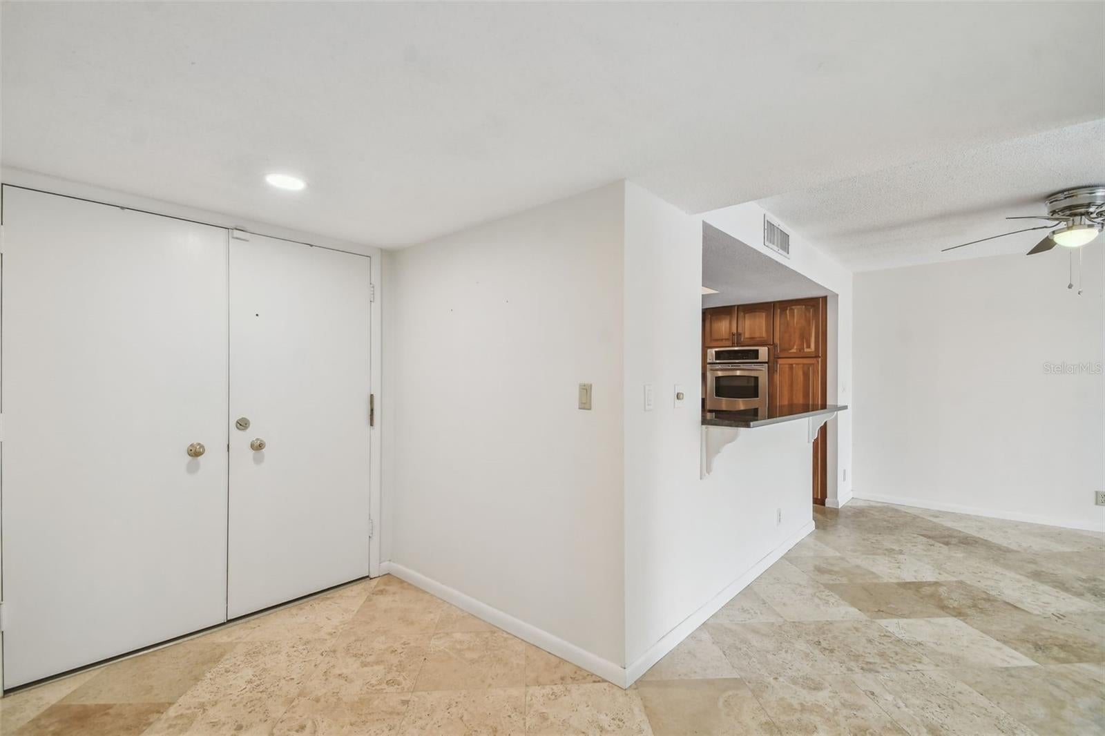 100 OAKMONT LANE 106