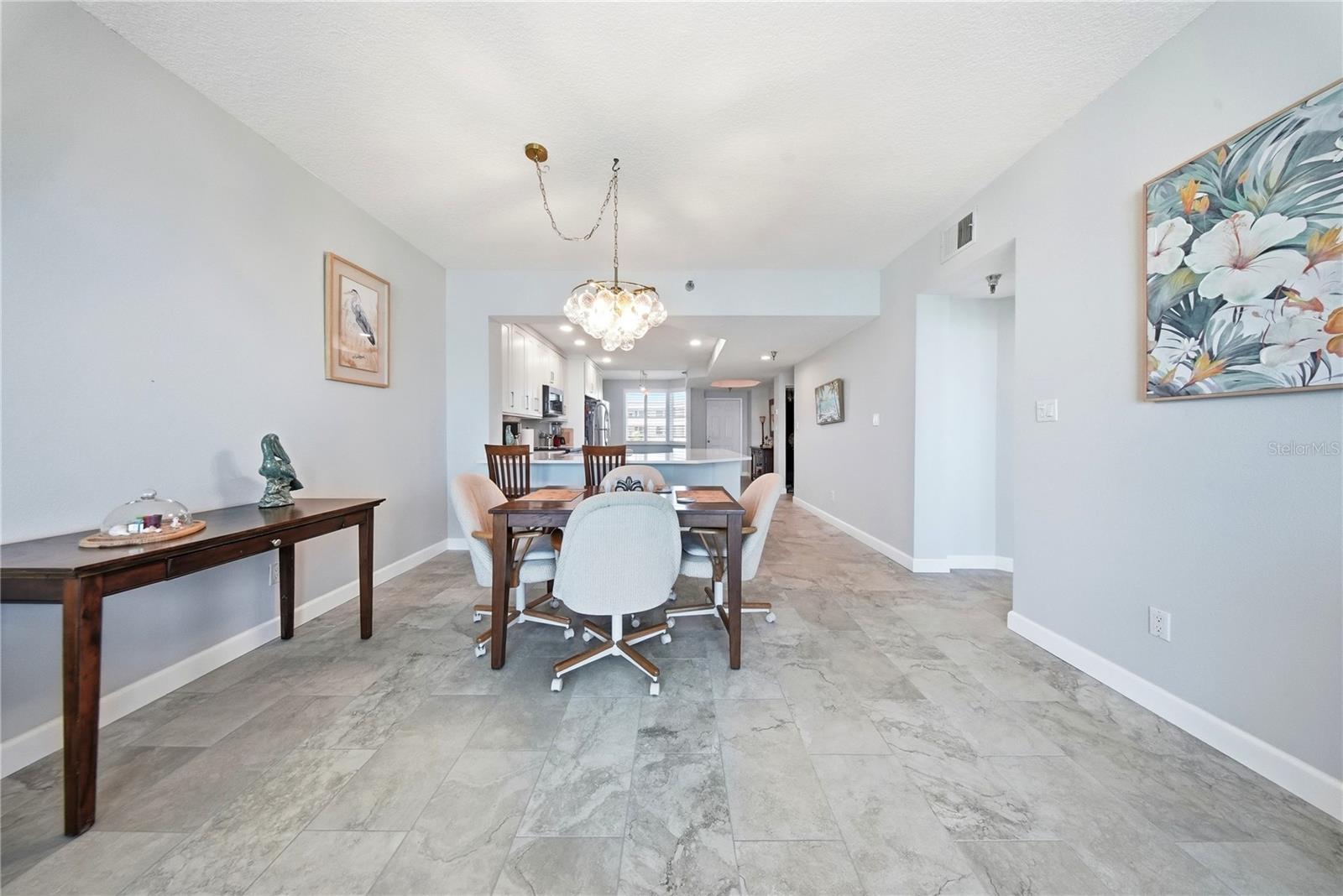 CORAL POINTE - Residential