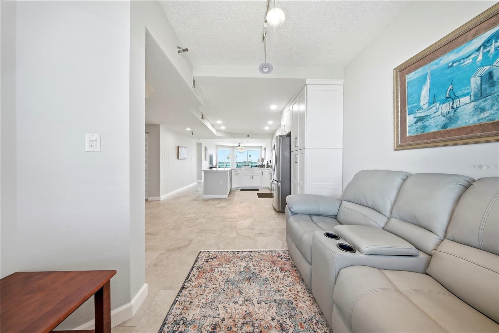 CORAL POINTE - Residential