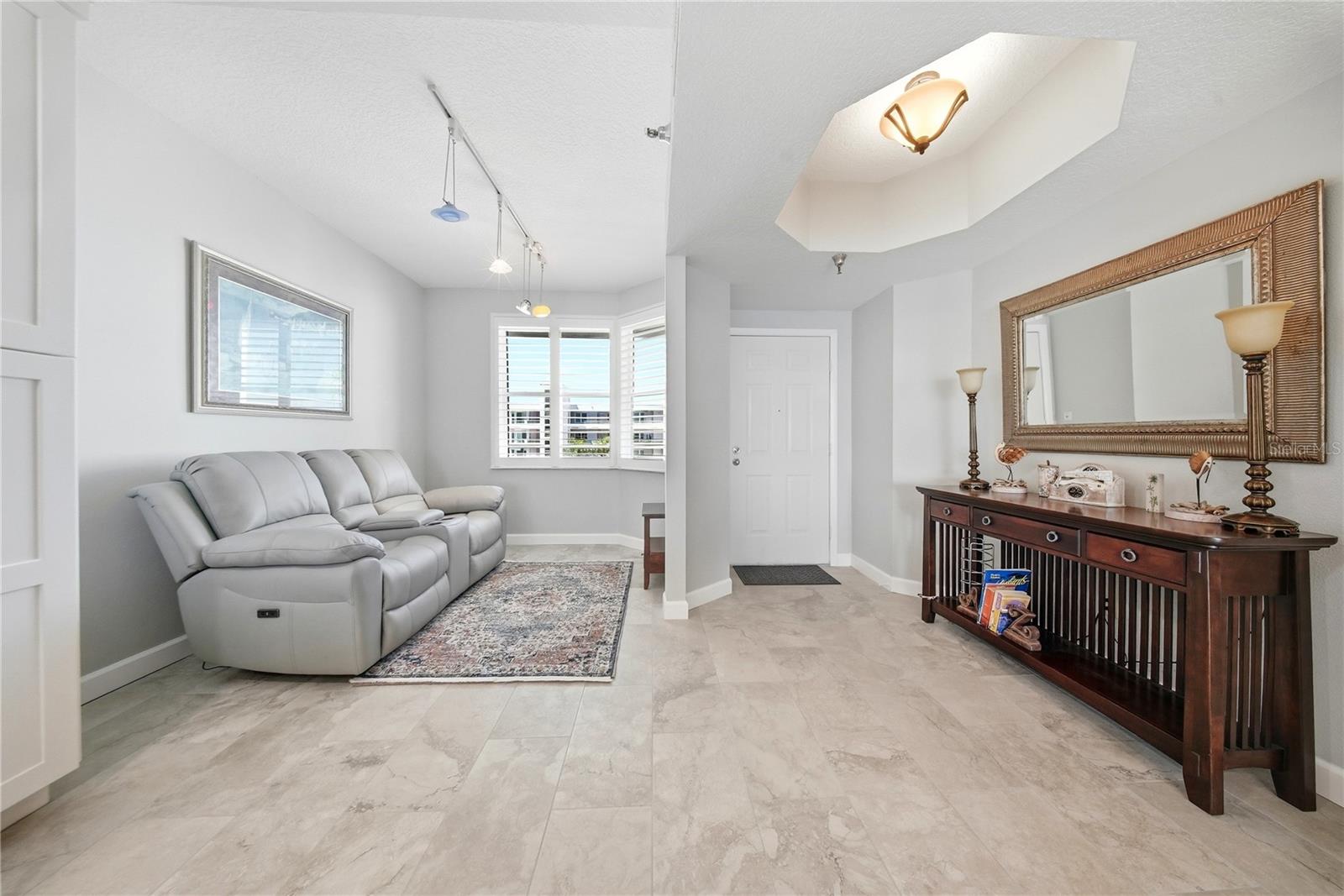 CORAL POINTE - Residential