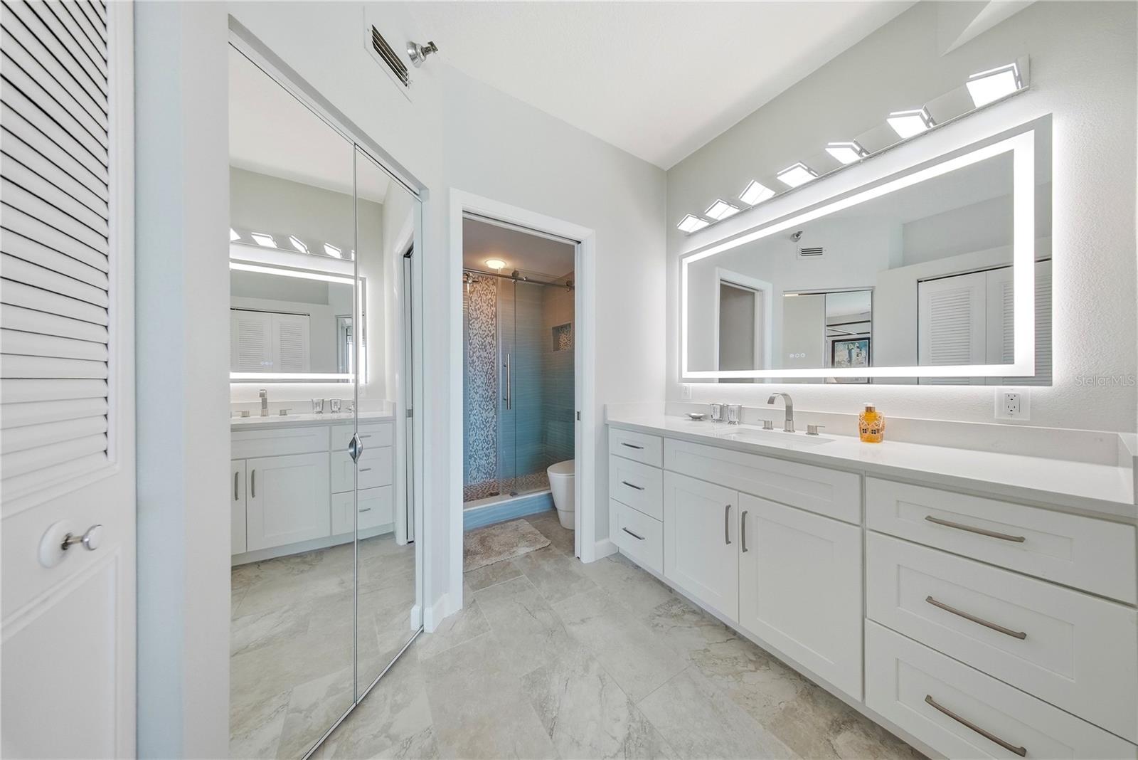 CORAL POINTE - Residential