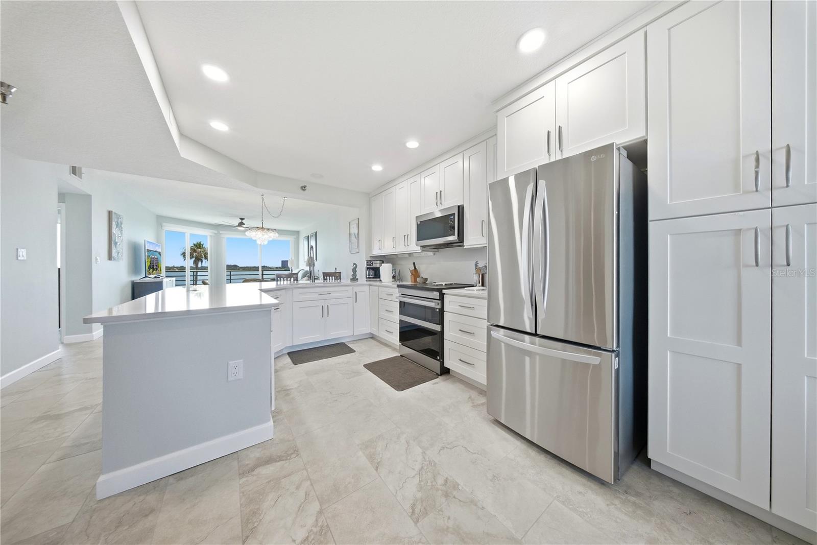 CORAL POINTE - Residential