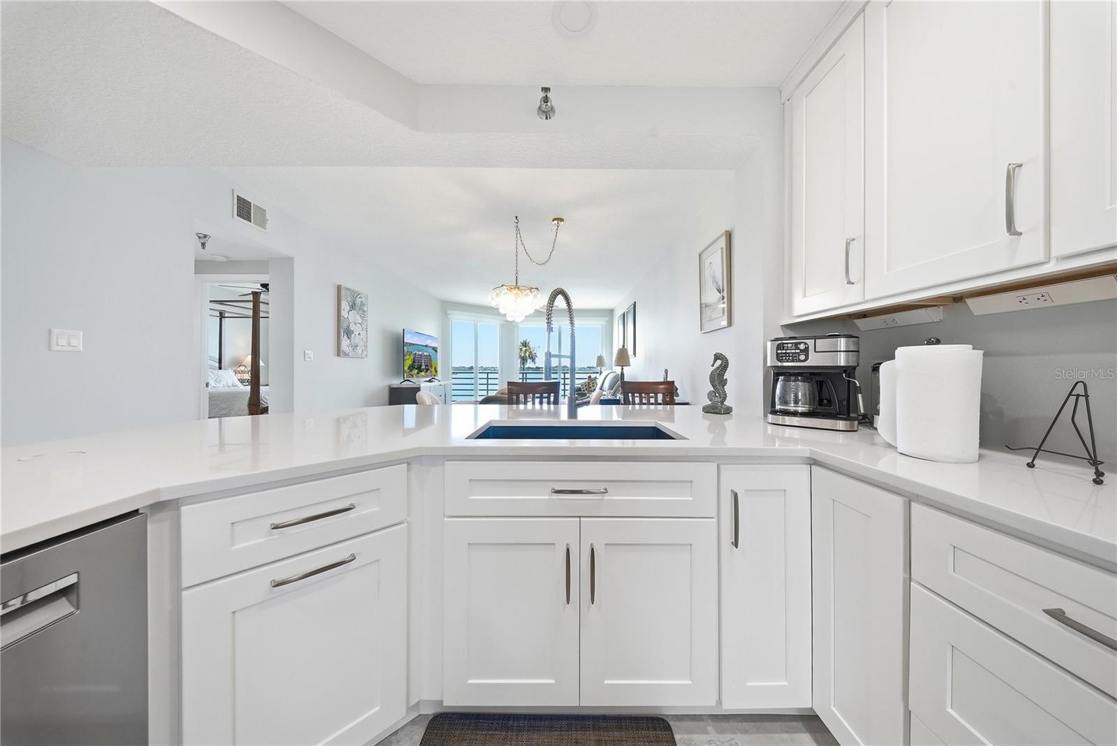 CORAL POINTE - Residential