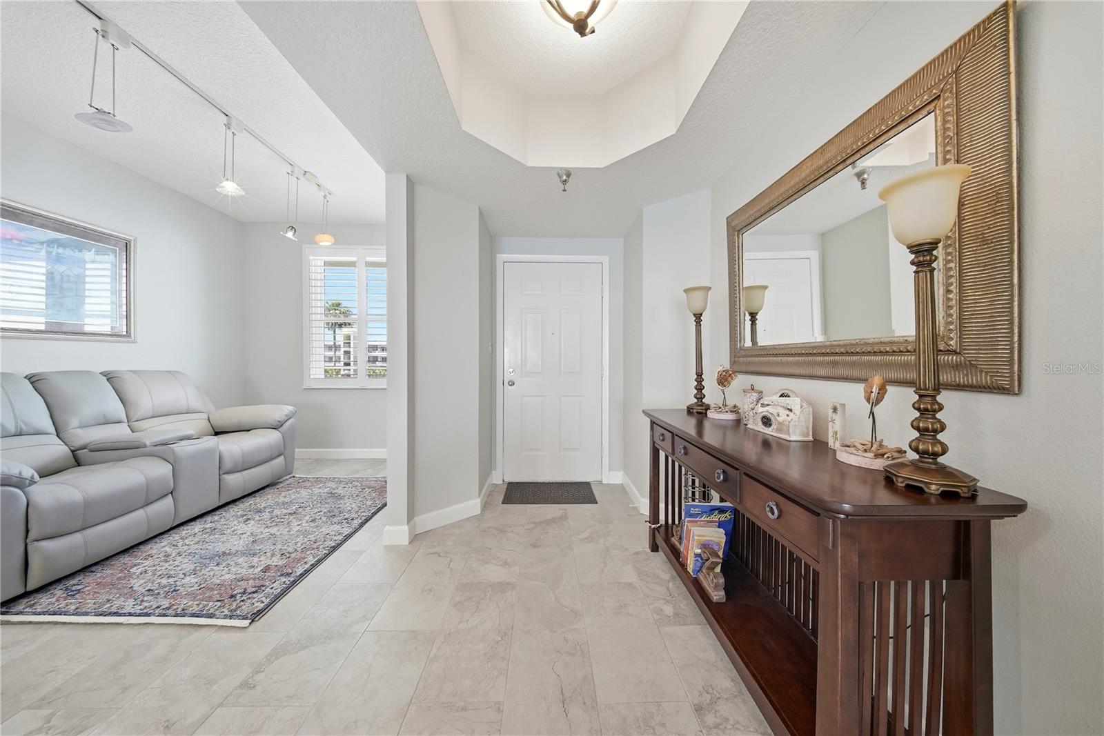 CORAL POINTE - Residential