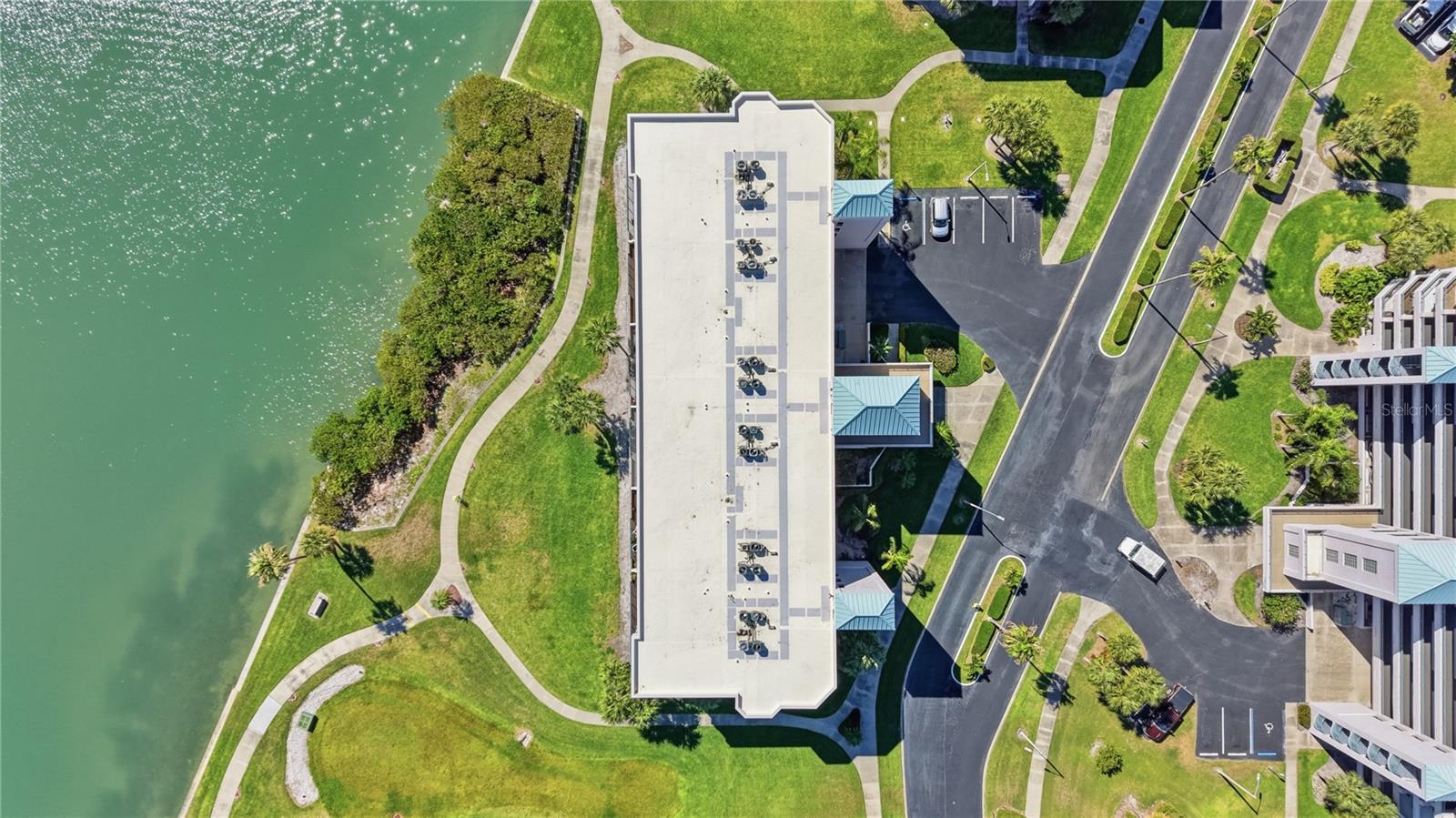 CORAL POINTE - Residential