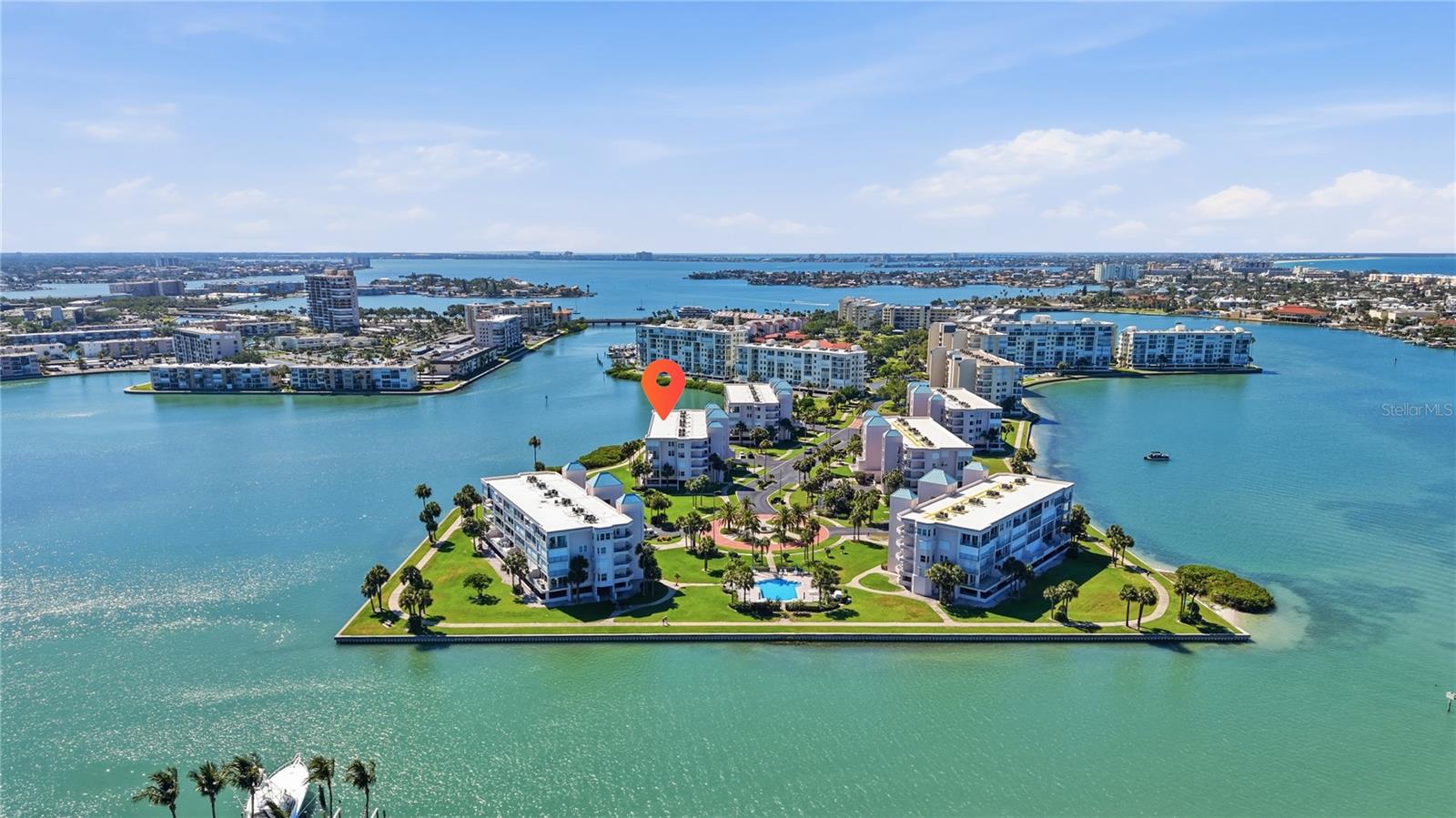 CORAL POINTE - Residential