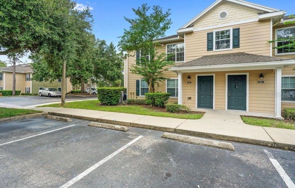 Photo of 910 Regatta Bay Drive #5-201, Orange City, FL 32763 (MLS # V4948293)