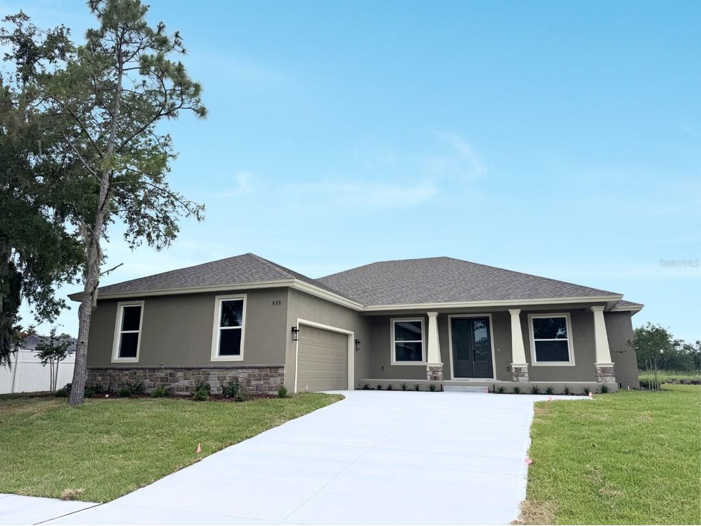 Photo of 535 Shanklin Avenue, Bartow, FL 33830 (MLS # L4962542)