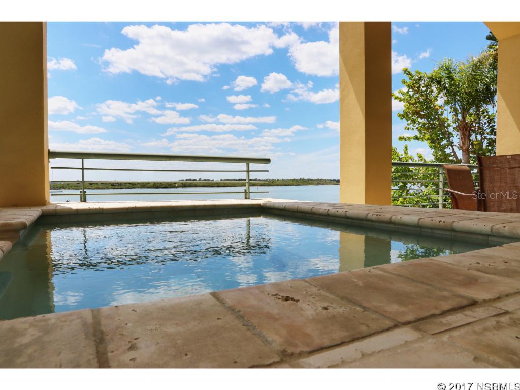 Orlando Beach - Residential