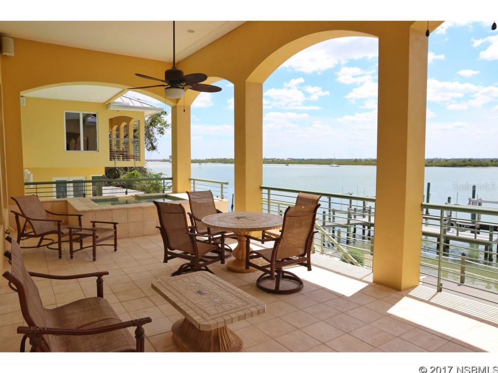 Orlando Beach - Residential