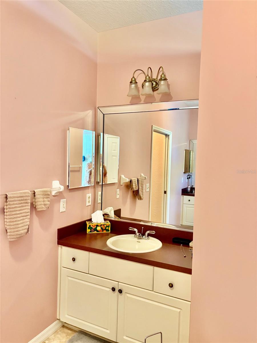 RAINBOW SPGS 05 REP - Residential