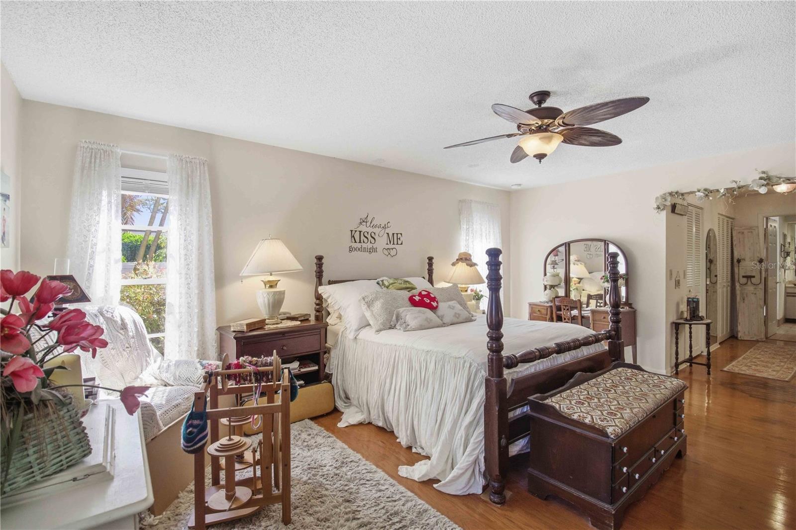 COUNTRY PLACE - Residential
