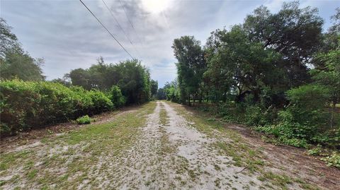 Tiny photo for 2502 SE 179th Avenue, Silver Springs, FL 34488 (MLS # OM724525)