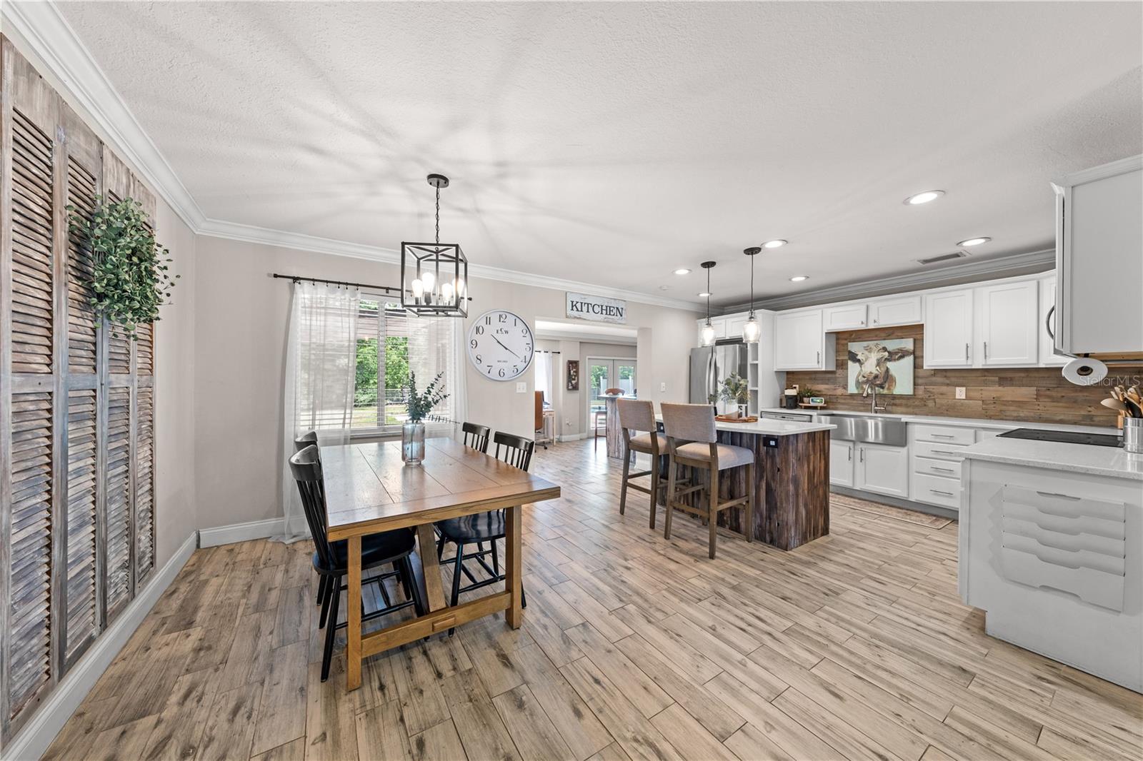 TWIN LAKES TERRACE - Residential