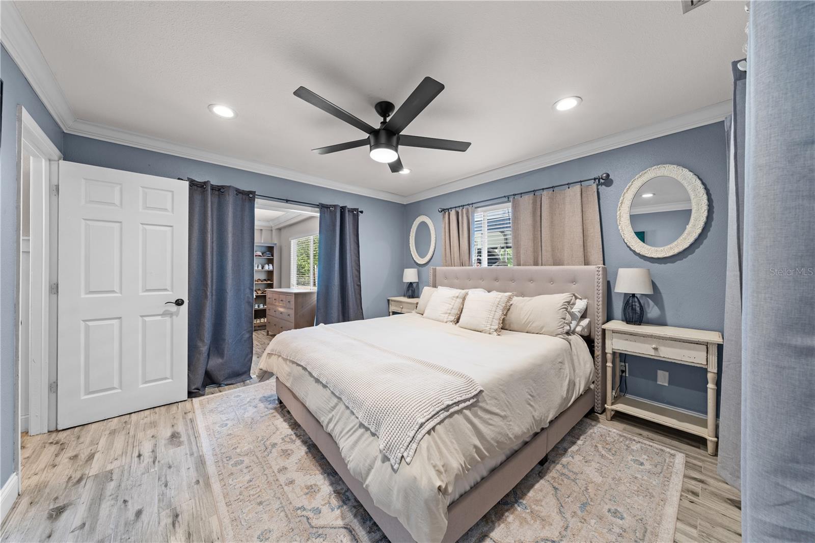 TWIN LAKES TERRACE - Residential