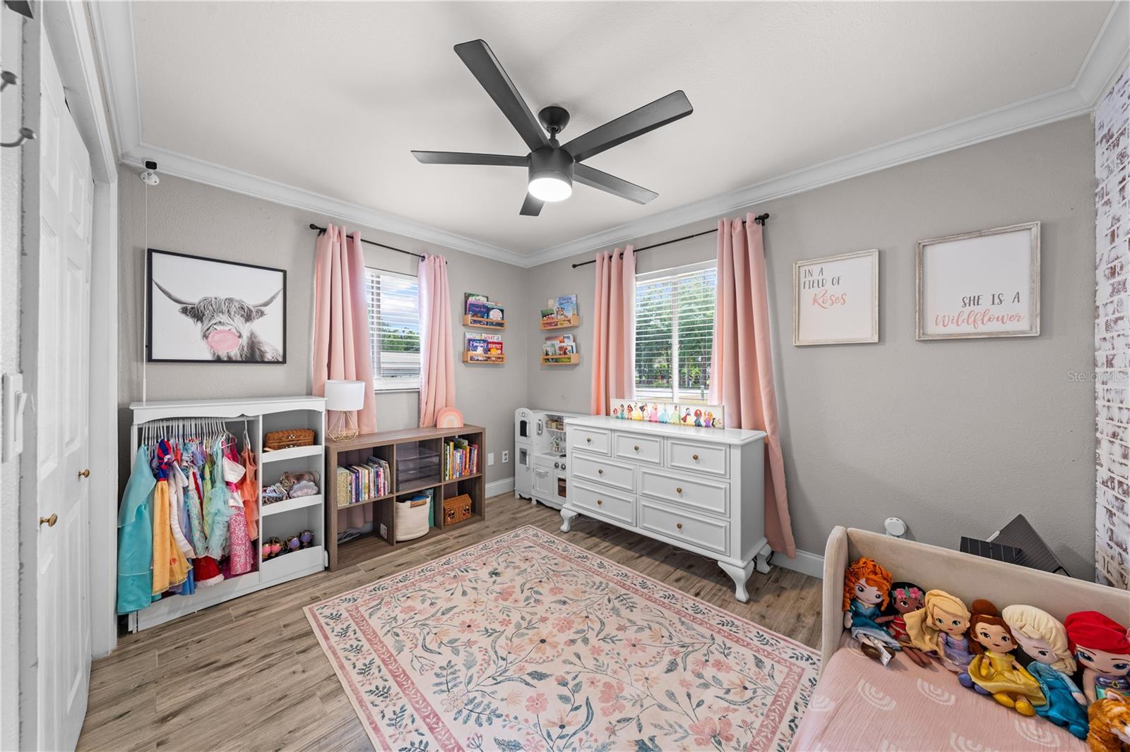 TWIN LAKES TERRACE - Residential