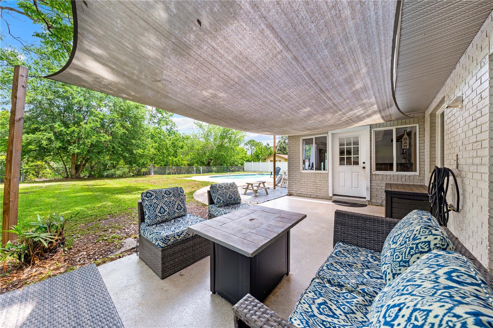 TWIN LAKES TERRACE - Residential