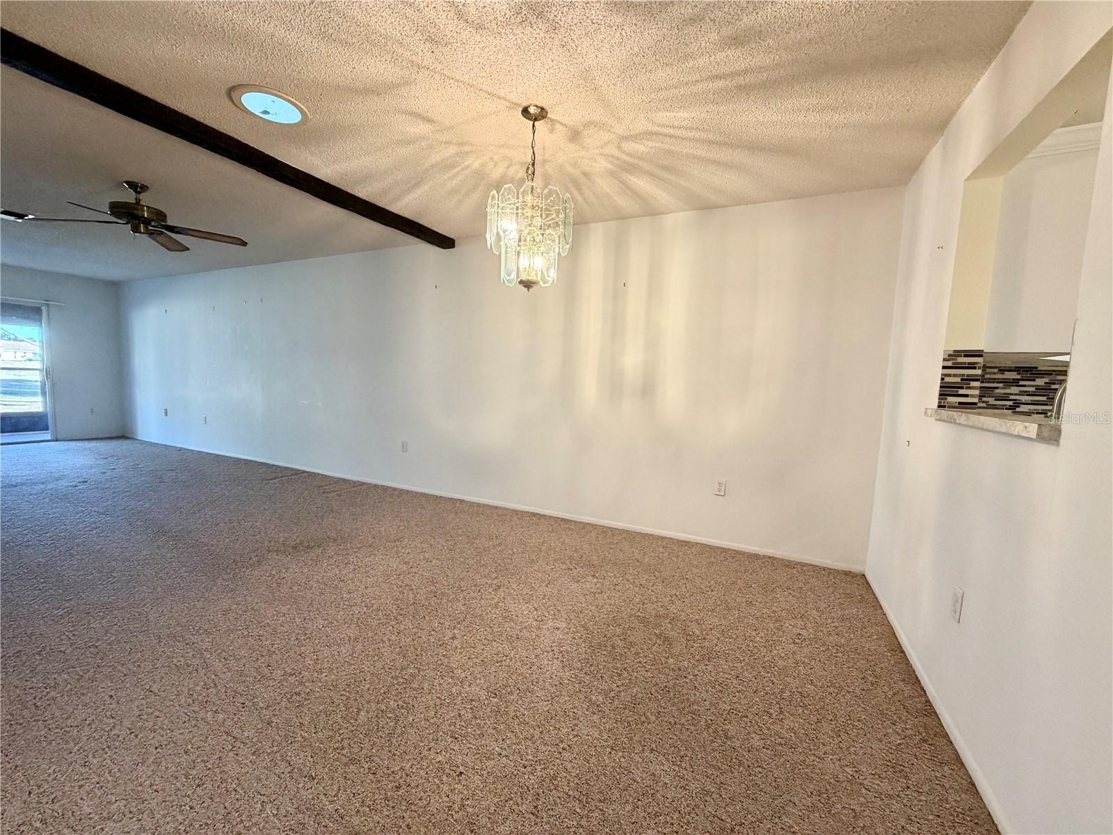 DOLLAR LAKE VILLAGE CONDO 01 - Residential