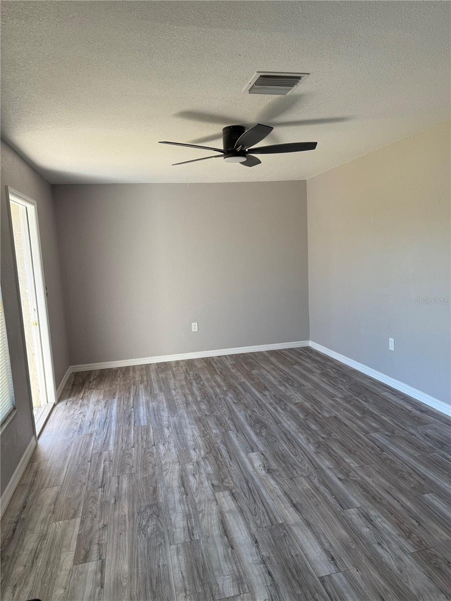 SUNSHINE VILLAS BLDG B - Residential