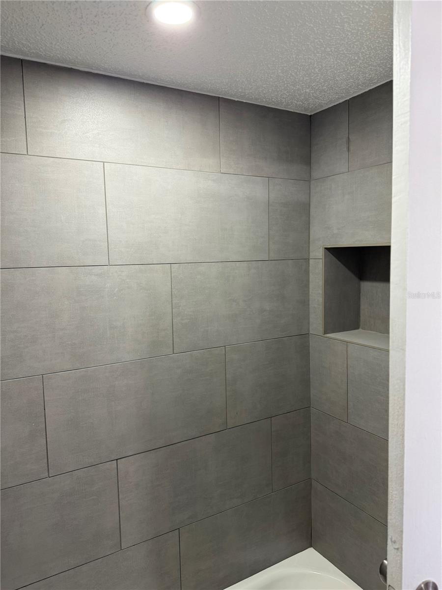 SUNSHINE VILLAS BLDG B - Residential