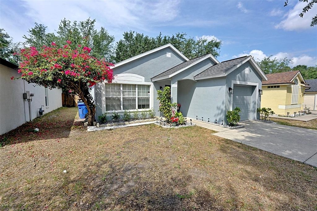 Photo of 759 Cape Cod Circle, Valrico, FL 33594 (MLS # TB8384846)