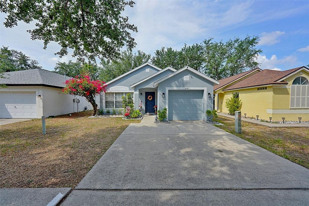 Photo of 759 Cape Cod Circle, Valrico, FL 33594 (MLS # TB8384846)