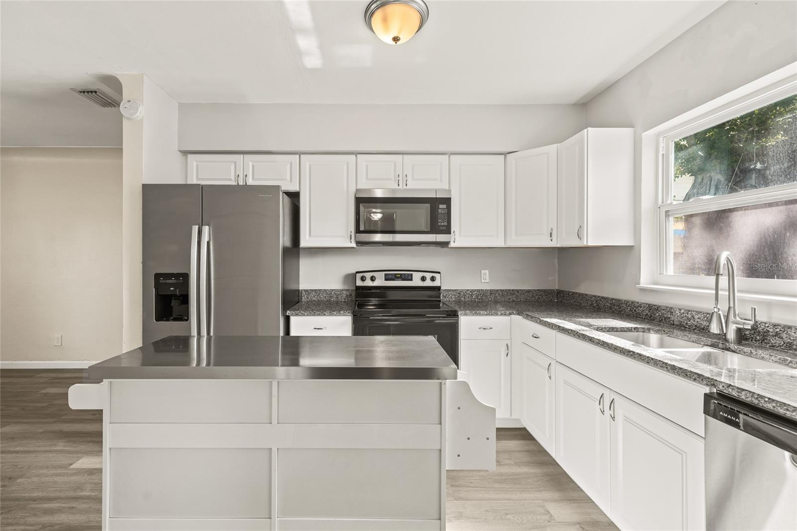 HALLS CENTRAL AVE 3 - Residential Lease