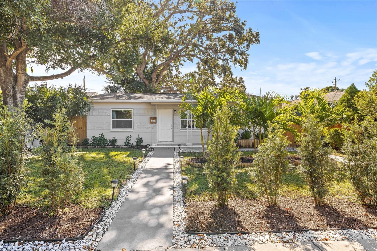 HALLS CENTRAL AVE 3 - Residential Lease