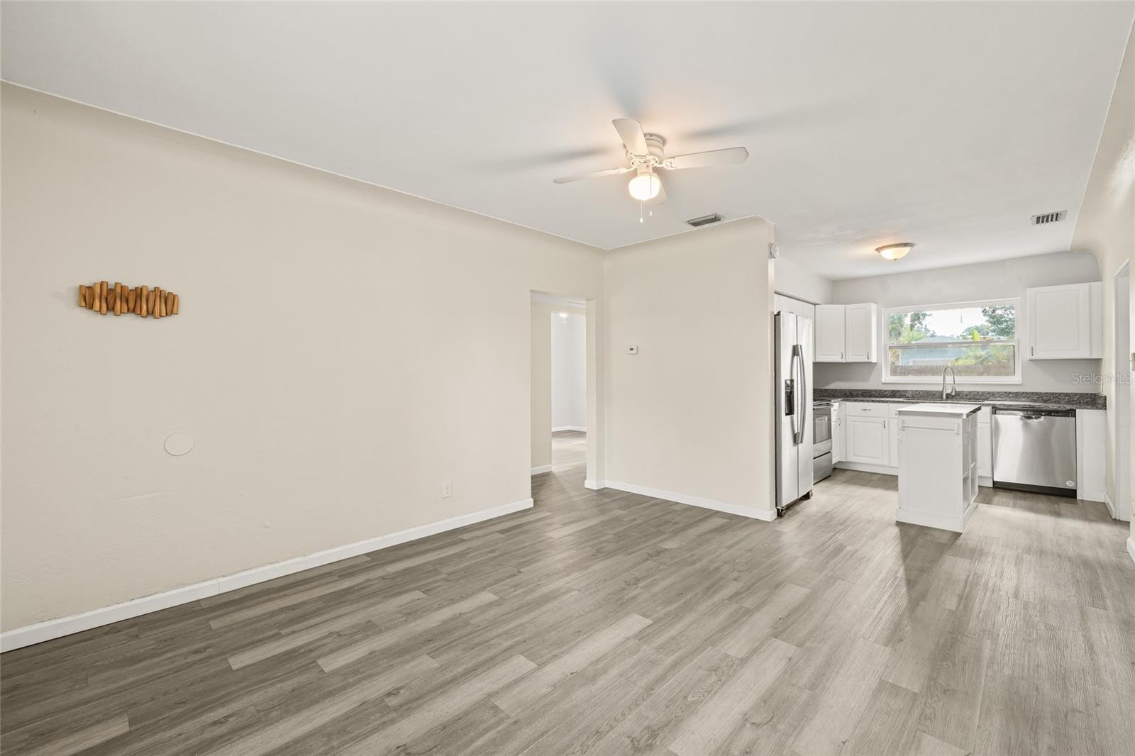 HALLS CENTRAL AVE 3 - Residential Lease