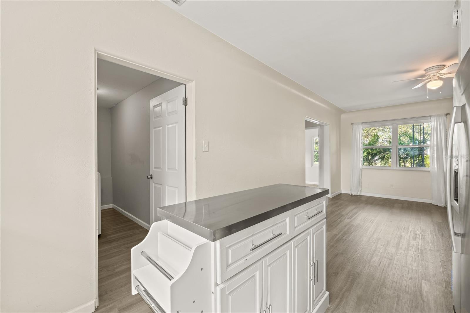 HALLS CENTRAL AVE 3 - Residential Lease