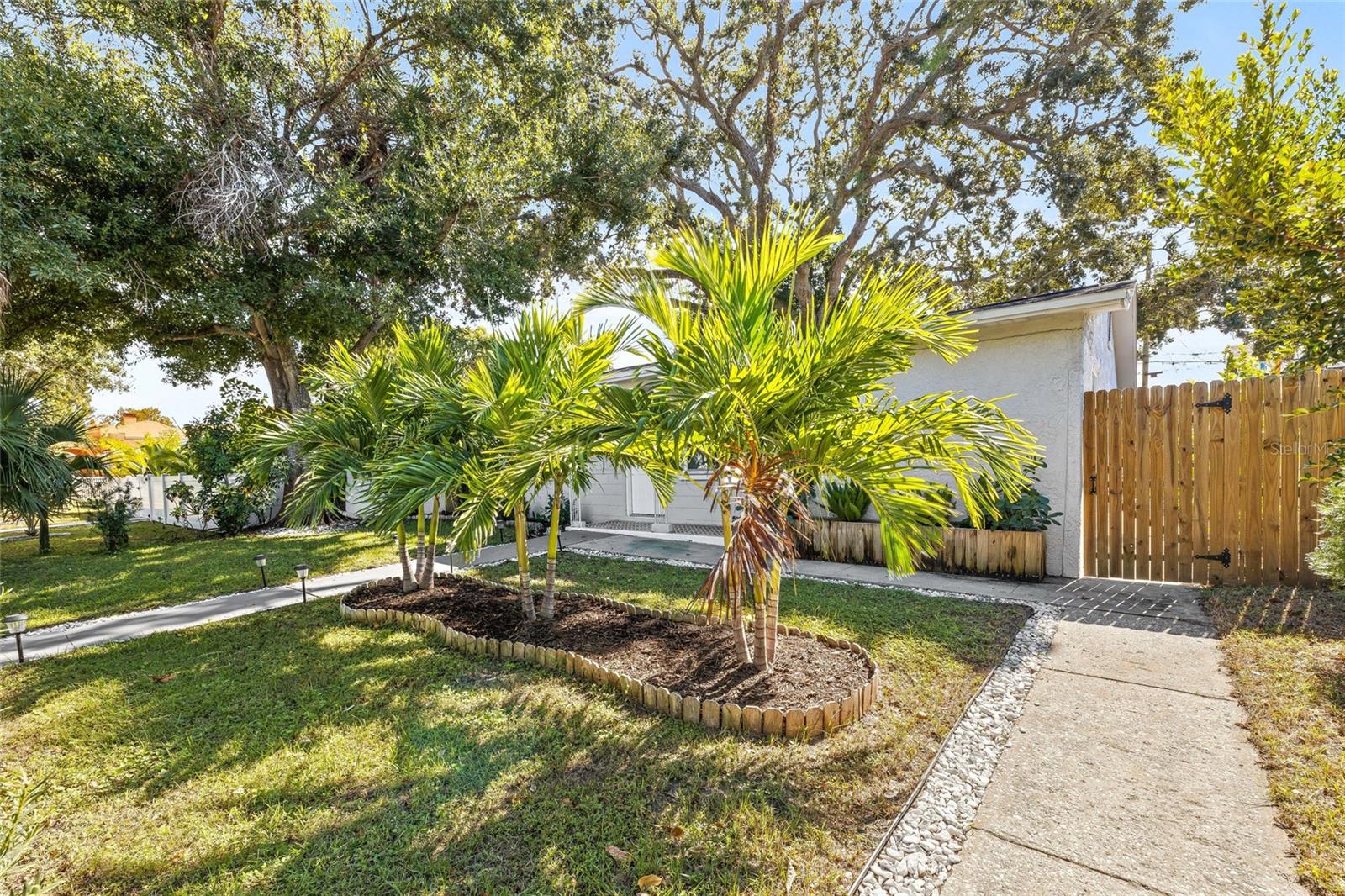 HALLS CENTRAL AVE 3 - Residential Lease