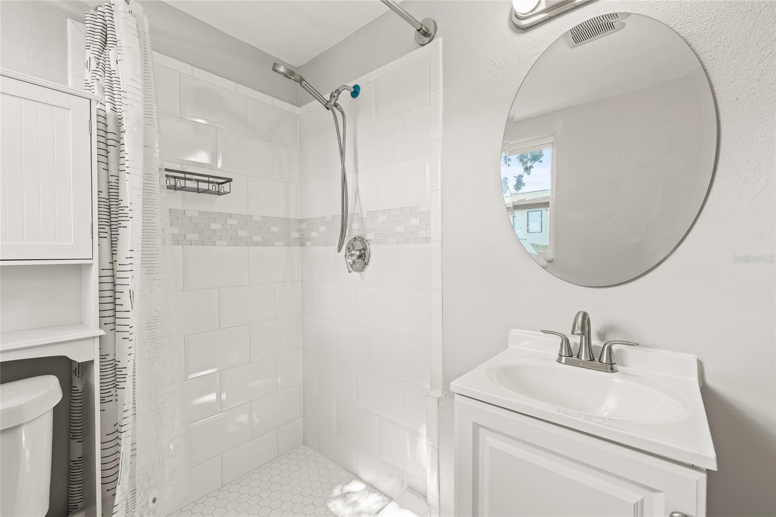 HALLS CENTRAL AVE 3 - Residential Lease