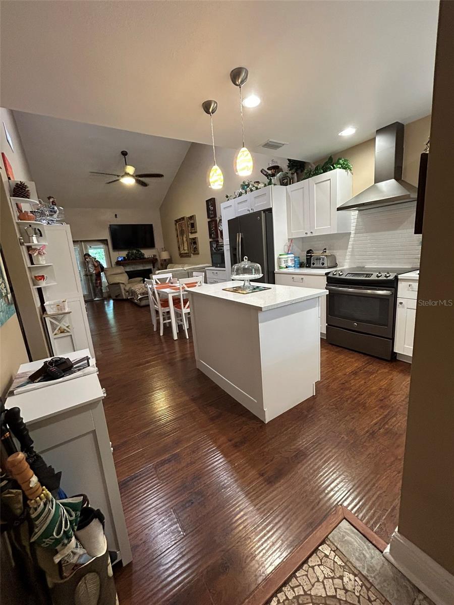 6206 PINA COLADA COURT