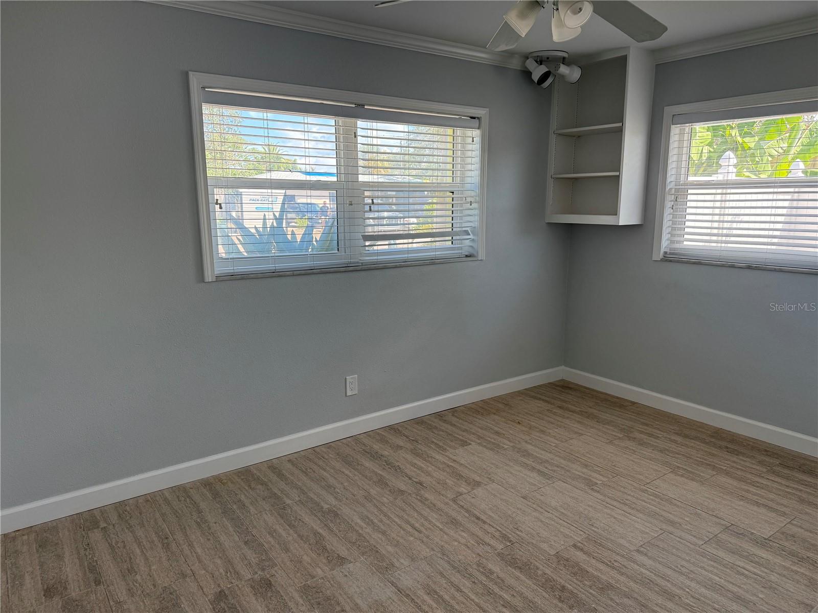 BELLE VISTA POINT 1ST ADD - Residential Lease