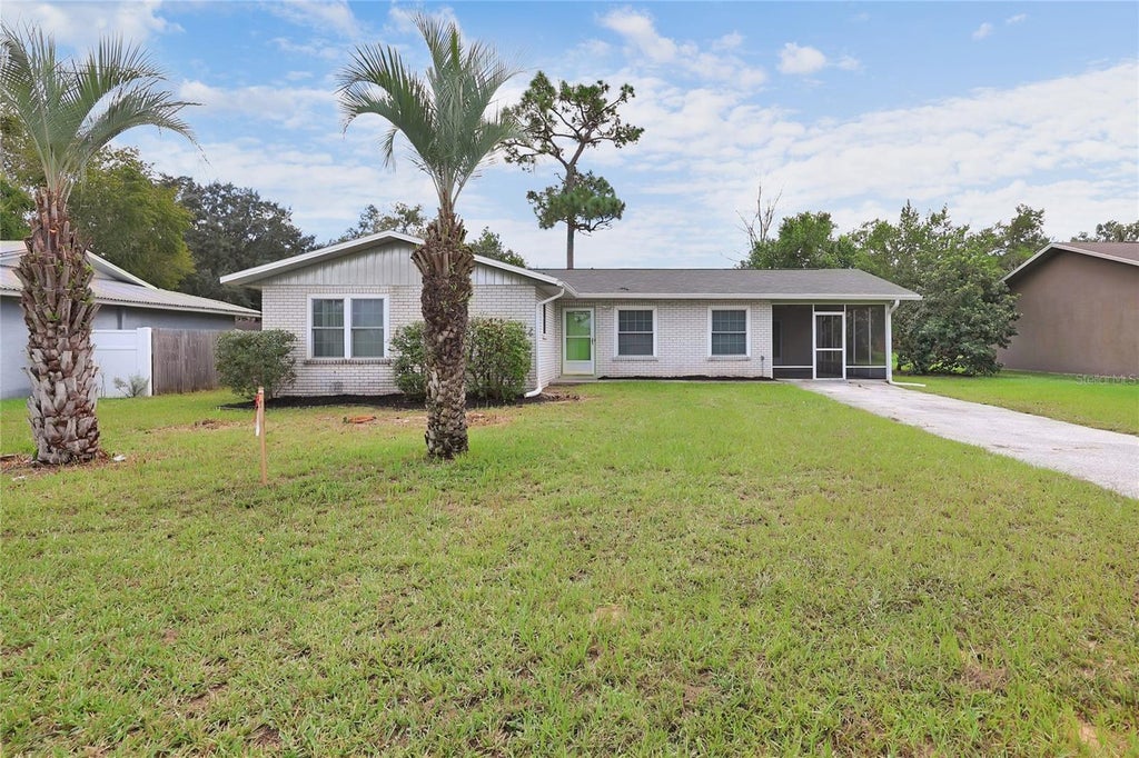 Photo of 481 Emerald Road, Ocala, FL 34472 (MLS # O6440071)